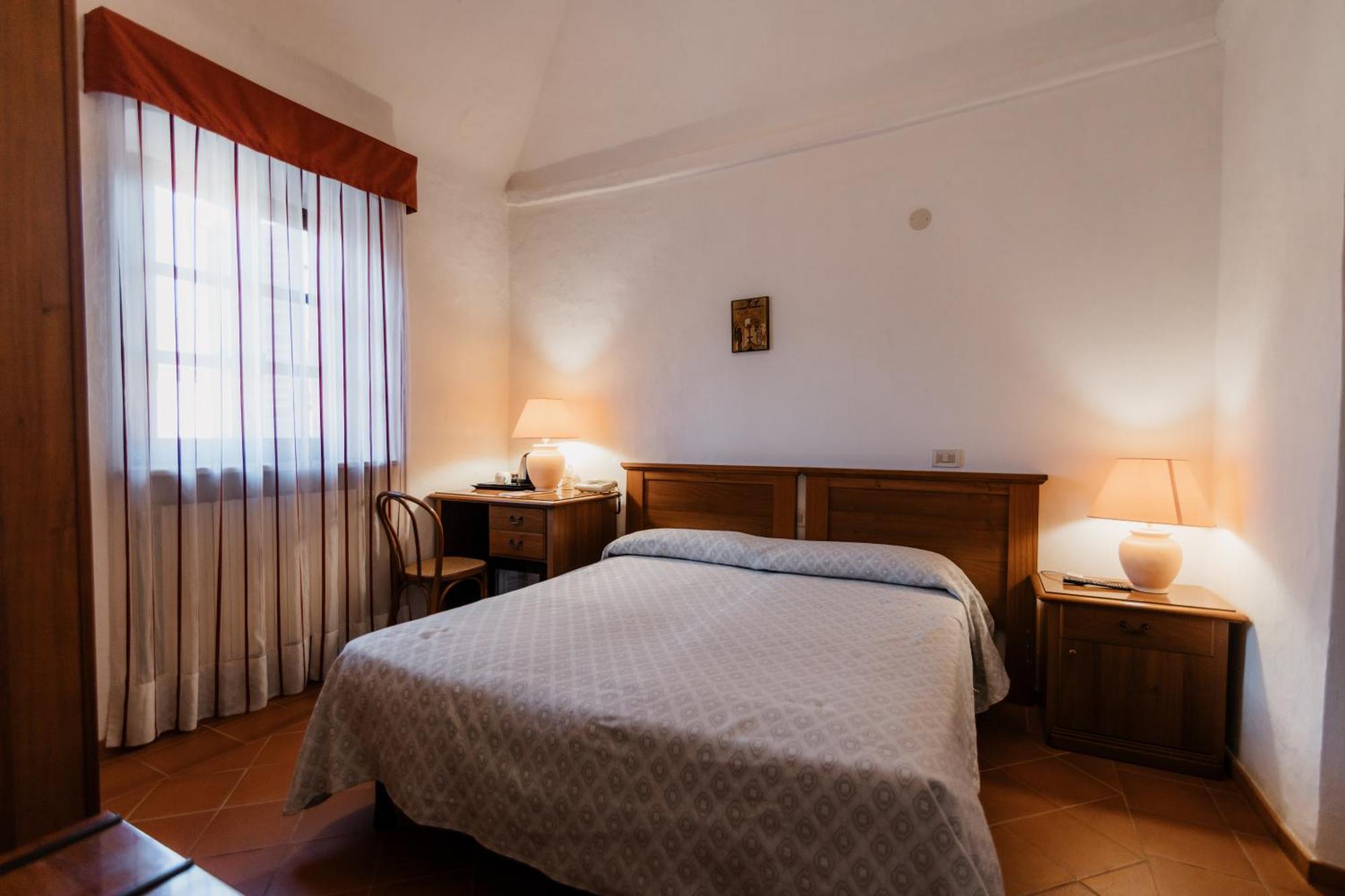 Отель Casa Regina Montis Regalis Vicoforte Экстерьер фото