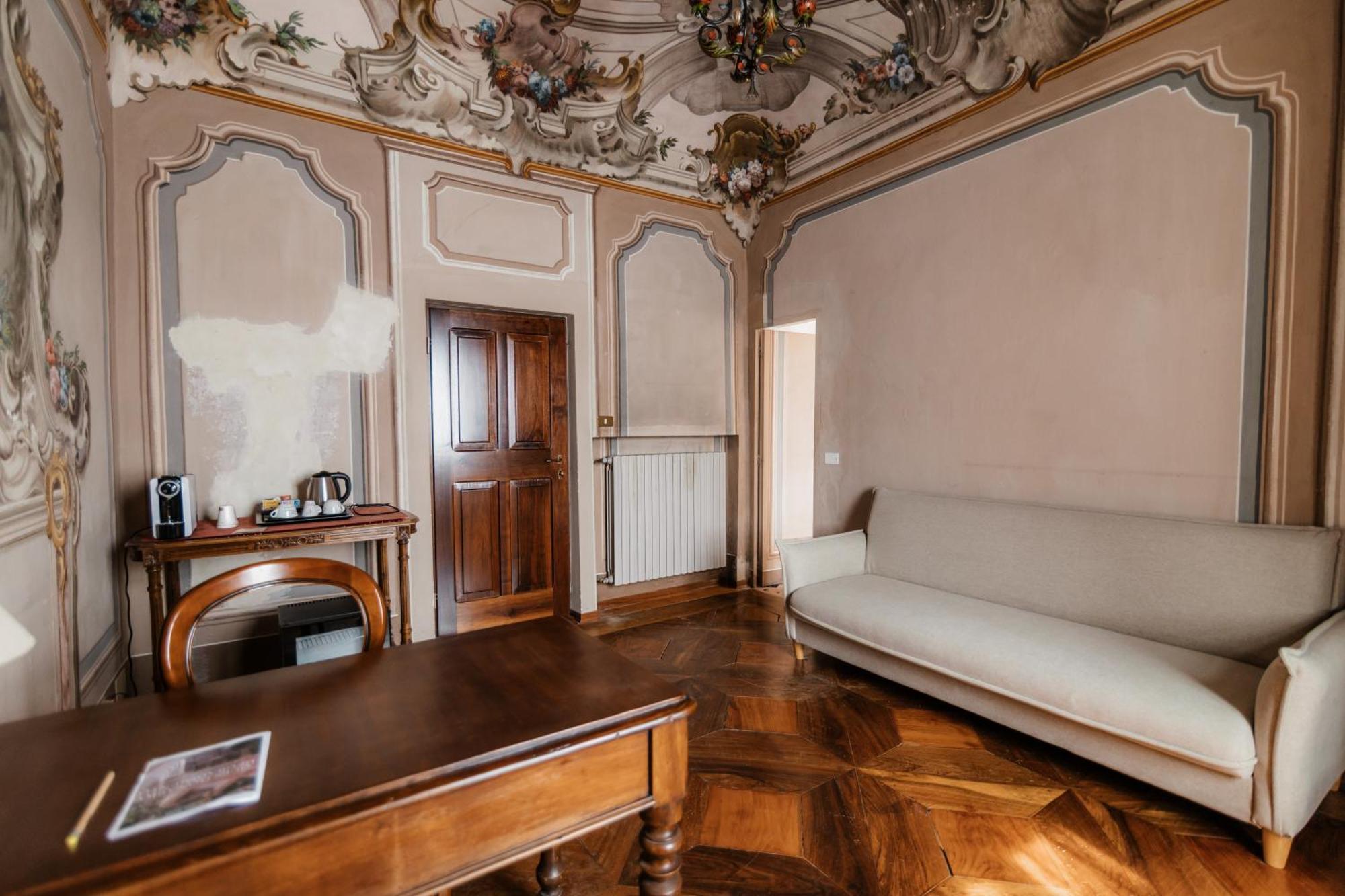 Отель Casa Regina Montis Regalis Vicoforte Экстерьер фото