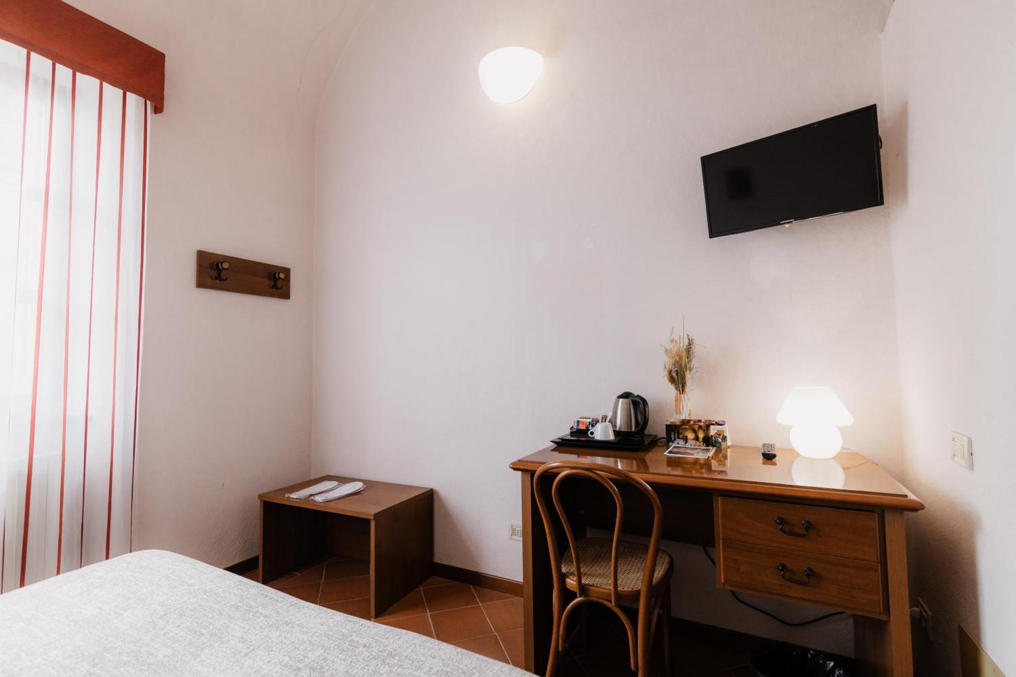 Отель Casa Regina Montis Regalis Vicoforte Экстерьер фото
