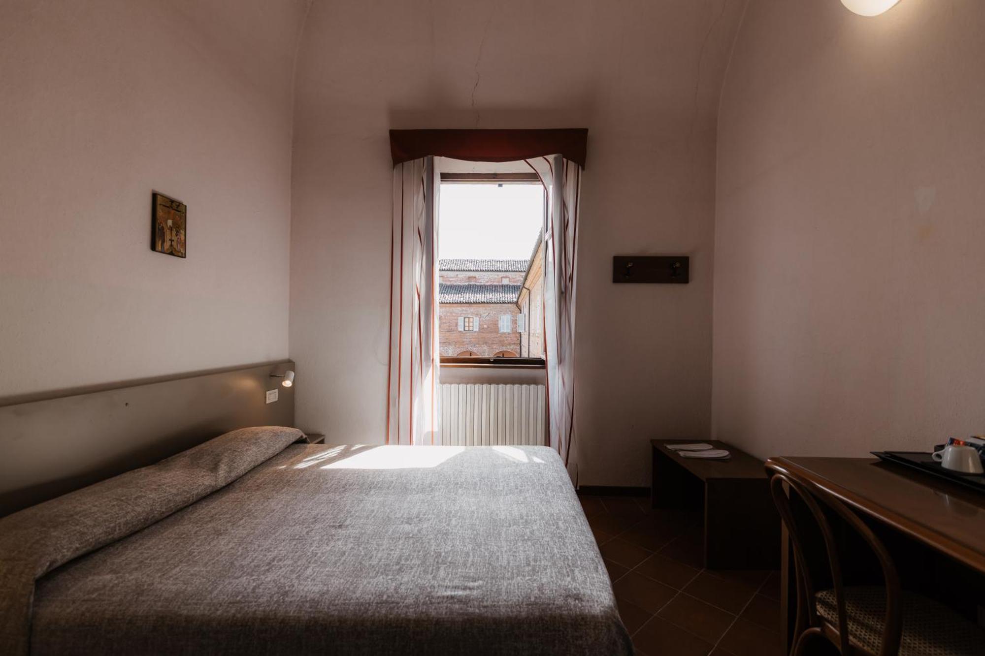 Отель Casa Regina Montis Regalis Vicoforte Экстерьер фото