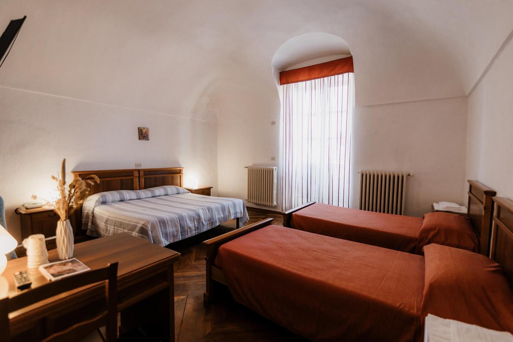 Отель Casa Regina Montis Regalis Vicoforte Экстерьер фото